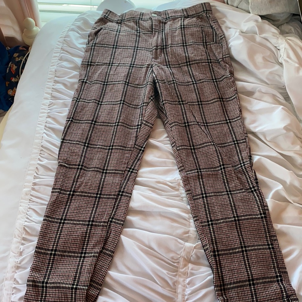 Hollister Size M Ultra High Rise Pants
